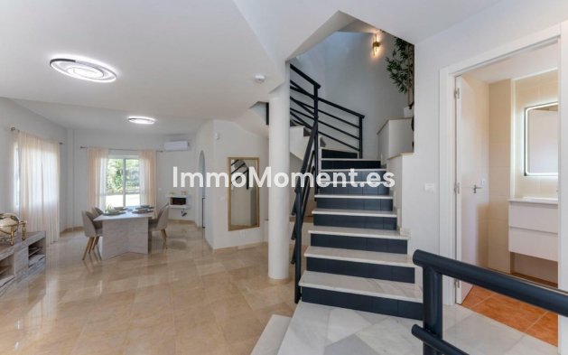 Resale - Detached villa - Marbella - Artola