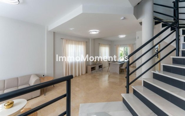 Resale - Detached villa - Marbella - Artola