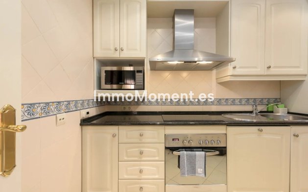 Bestaande woning - Appartement - Marbella - Elviria