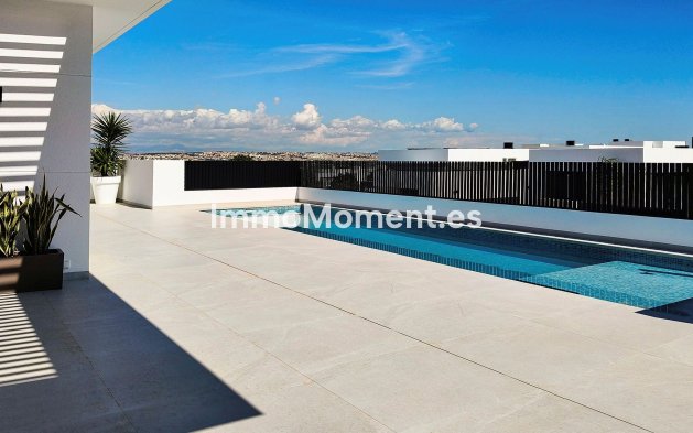 Obra nueva - Villa independiente - Ciudad Quesada