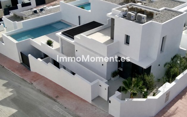 Obra nueva - Villa independiente - Ciudad Quesada