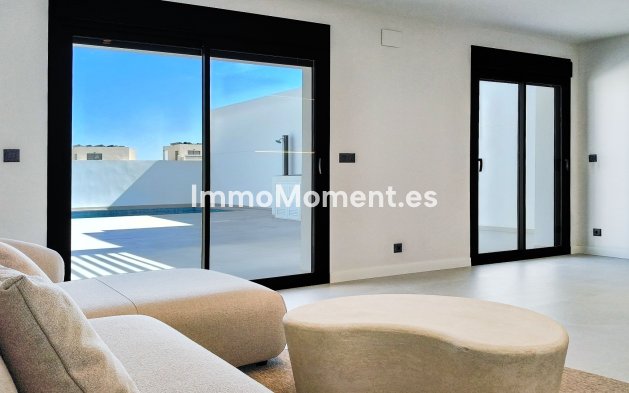 Obra nueva - Villa independiente - Ciudad Quesada