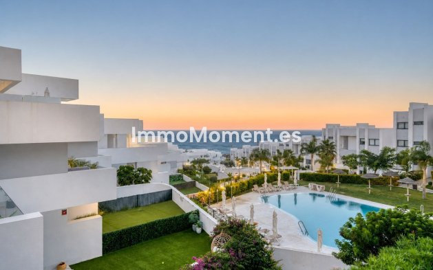 Resale - Apartment - Manilva - La Duquesa