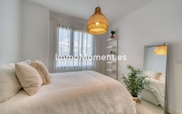 Resale - Apartment - Manilva - La Duquesa