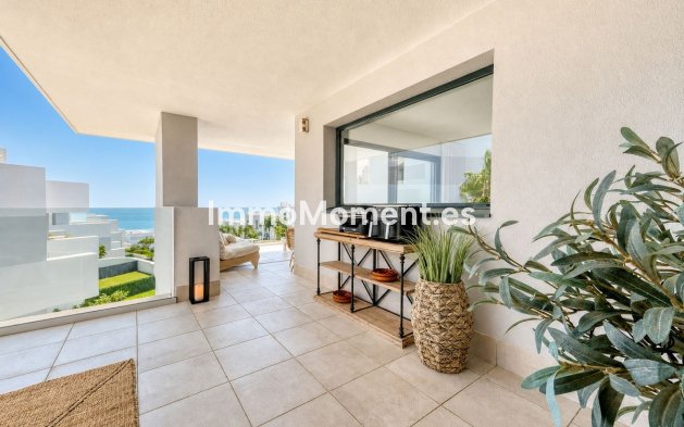 Resale - Apartment - Manilva - La Duquesa
