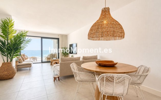 Resale - Apartment - Manilva - La Duquesa