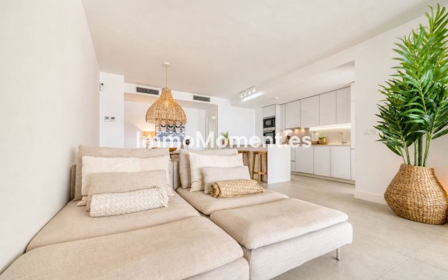 Resale - Apartment - Manilva - La Duquesa
