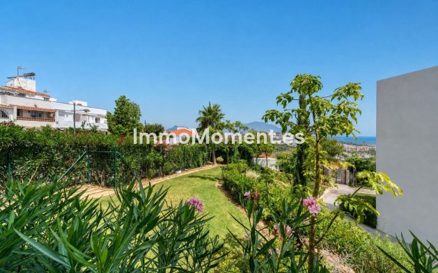 Resale - Apartment - Manilva - La Duquesa