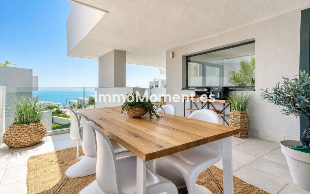 Resale - Apartment - Manilva - La Duquesa