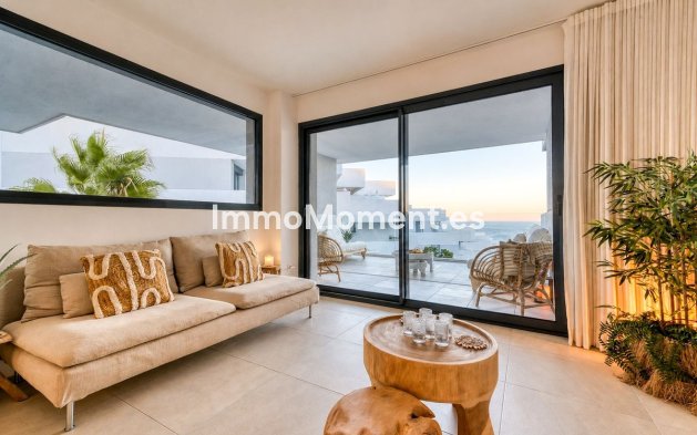 Resale - Apartment - Manilva - La Duquesa