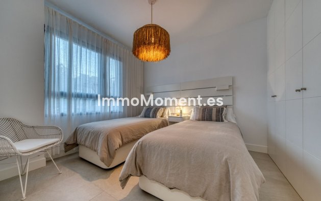 Resale - Apartment - Manilva - La Duquesa