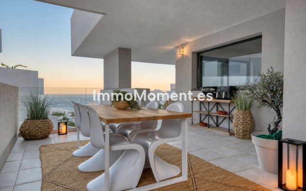 Resale - Apartment - Manilva - La Duquesa