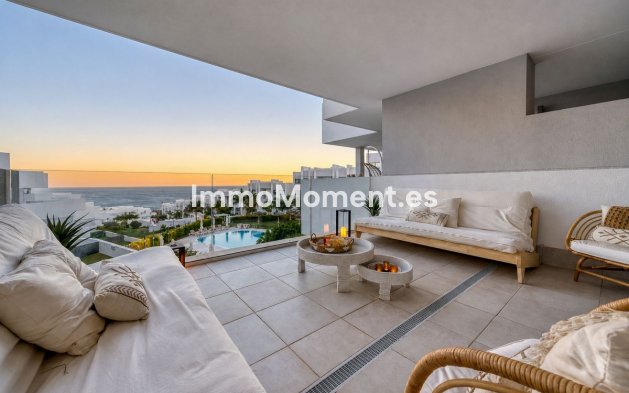 Resale - Apartment - Manilva - La Duquesa