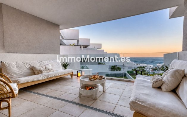 Resale - Apartment - Manilva - La Duquesa