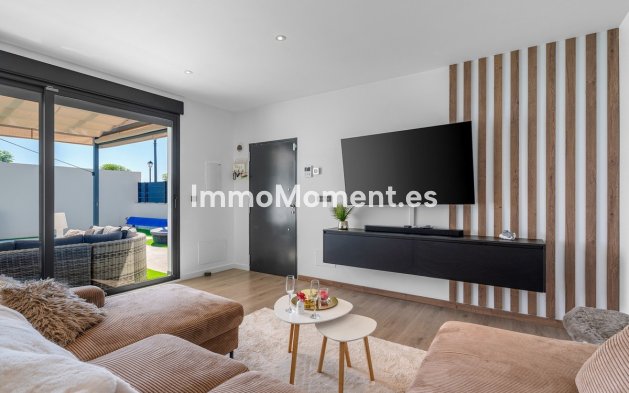 Bestaande woning - Vrijstaande villa - Fortuna - Fortuna Centro