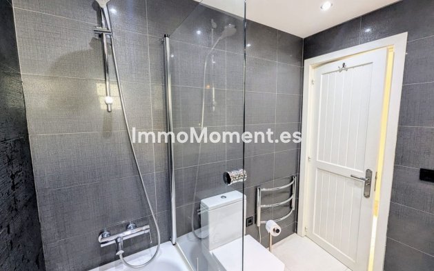 Resale - Apartment - Marbella - Puerto de Cabopino