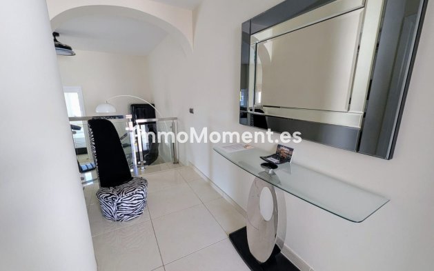 Resale - Apartment - Marbella - Puerto de Cabopino