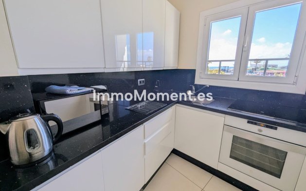 Resale - Apartment - Marbella - Puerto de Cabopino