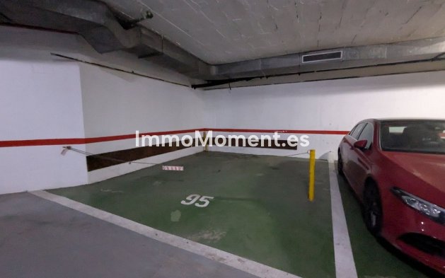 Resale - Apartment - Marbella - Puerto de Cabopino