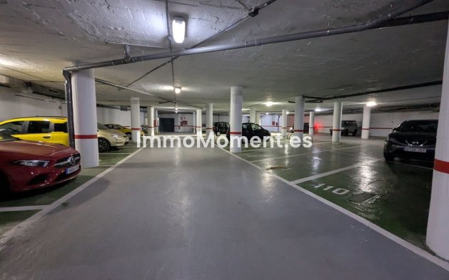 Resale - Apartment - Marbella - Puerto de Cabopino