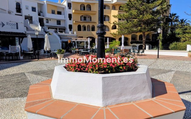 Resale - Apartment - Marbella - Puerto de Cabopino