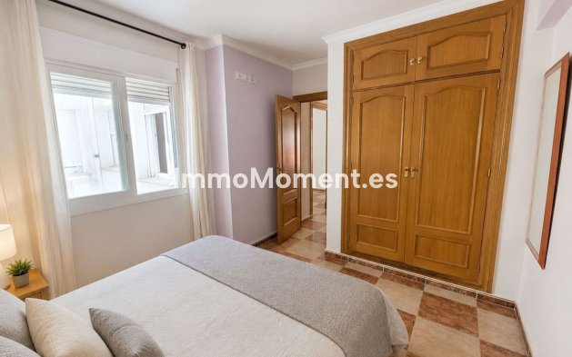 Resale - Apartment - Fuengirola - Los Boliches