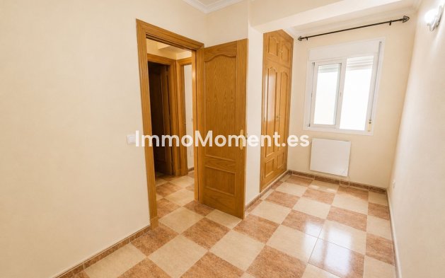 Resale - Apartment - Fuengirola - Los Boliches