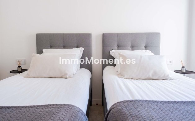 Revente - Appartement - Estepona  - Estepona Centro