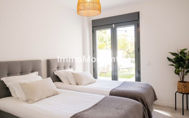 Revente - Appartement - Estepona  - Estepona Centro
