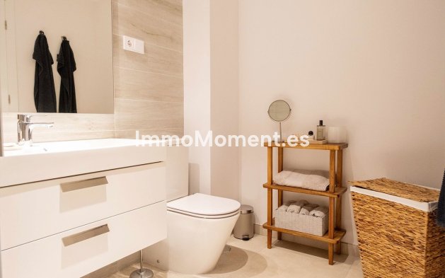 Revente - Appartement - Estepona  - Estepona Centro
