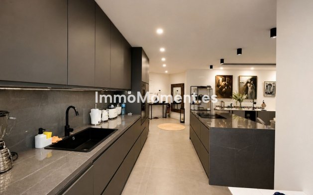 Revente - Appartement - Estepona  - Estepona Centro