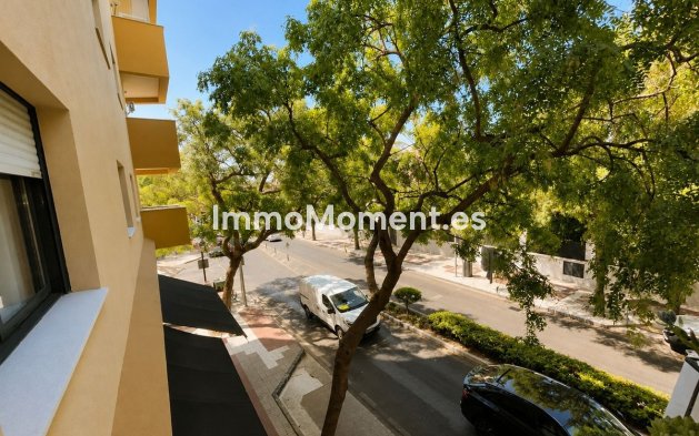 Revente - Appartement - Estepona  - Estepona Centro