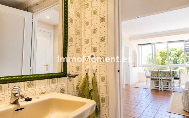 Revente - Appartement - Marbella - Nueva Andalucía