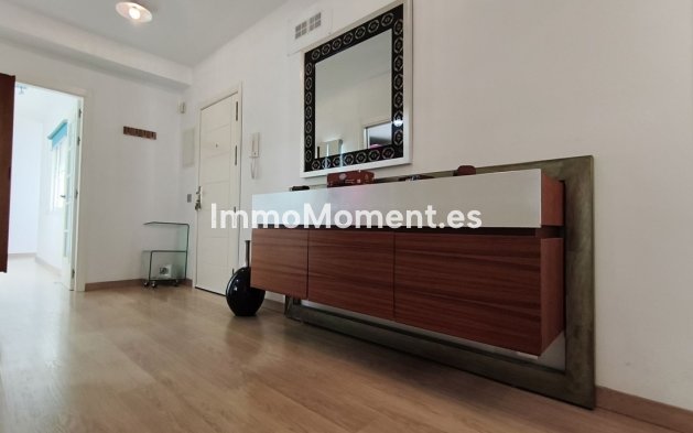 Resale - Apartment - Inland  - Alhaurín el Grande Centro