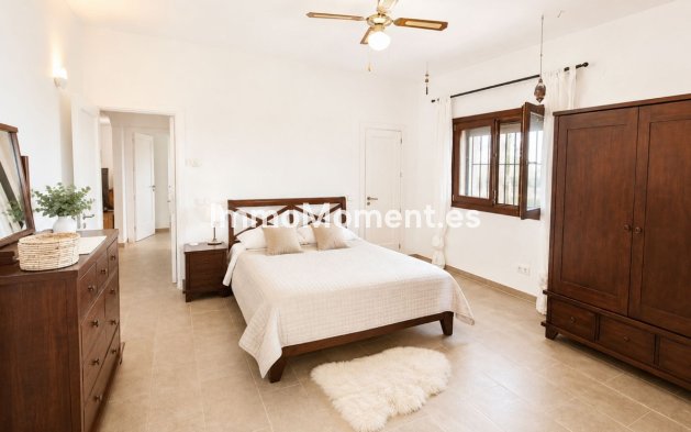 Revente - Maison de campagne - Estepona  - Estepona Centro