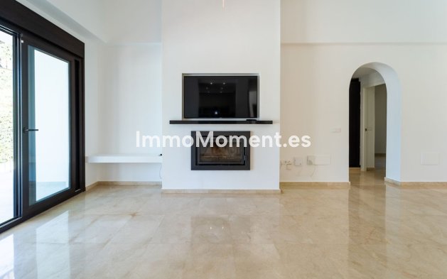 Bestaande woning - Vrijstaande villa - Marbella - El Rosario