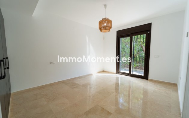 Bestaande woning - Vrijstaande villa - Marbella - El Rosario