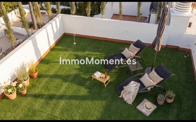 Resale - Apartment - Marbella - Elviria