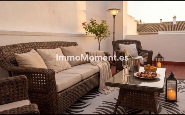 Resale - Apartment - Marbella - Elviria