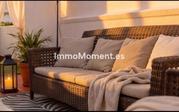 Resale - Apartment - Marbella - Elviria