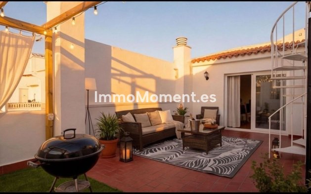 Resale - Apartment - Marbella - Elviria