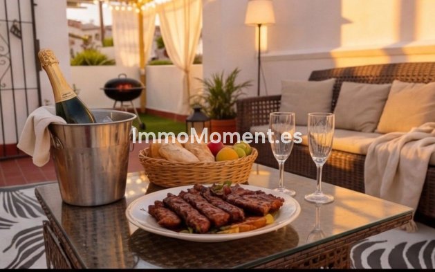 Resale - Apartment - Marbella - Elviria
