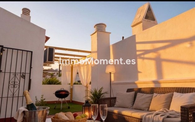 Resale - Apartment - Marbella - Elviria