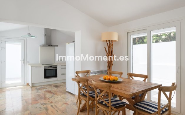Revente - Villa individuelle - Estepona  - Estepona Centro