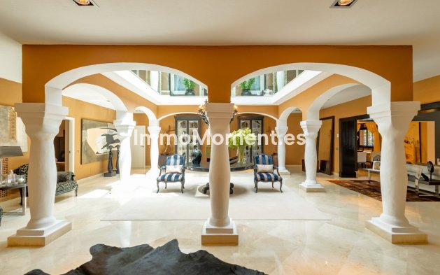Resale - Detached villa - Marbella - Los Monteros