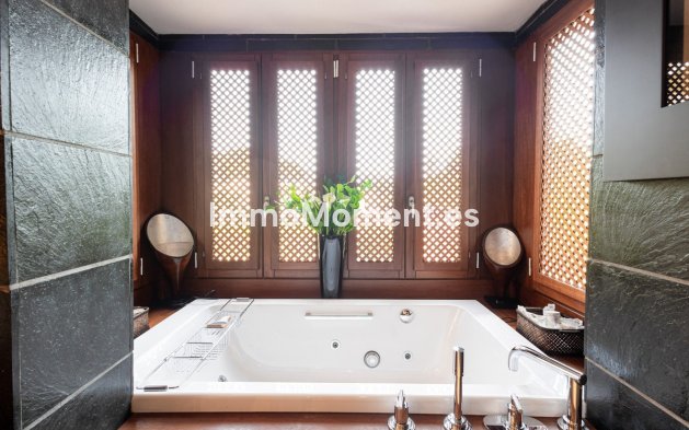 Resale - Detached villa - Marbella - Los Monteros