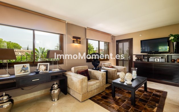 Resale - Detached villa - Marbella - Los Monteros