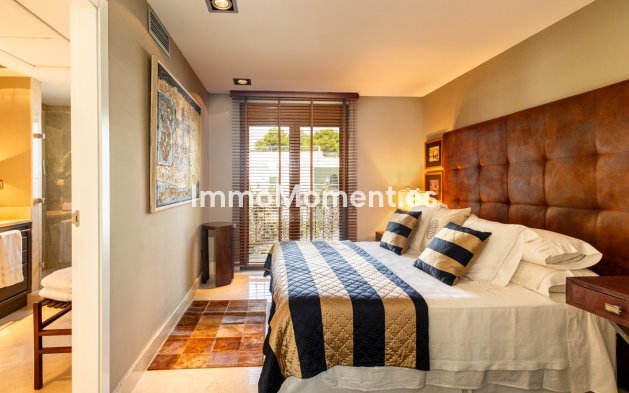 Resale - Detached villa - Marbella - Los Monteros