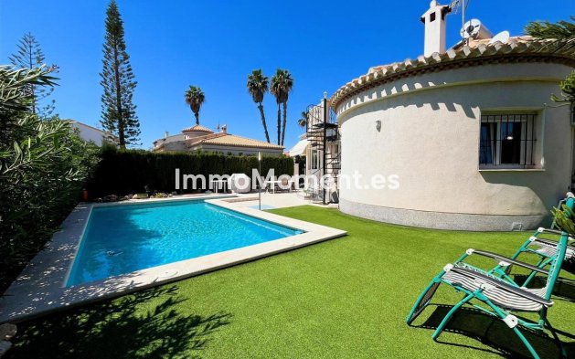 Bestaande woning - Vrijstaande villa - Orihuela - Playa Flamenca