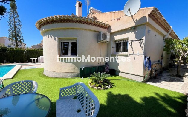 Bestaande woning - Vrijstaande villa - Orihuela - Playa Flamenca